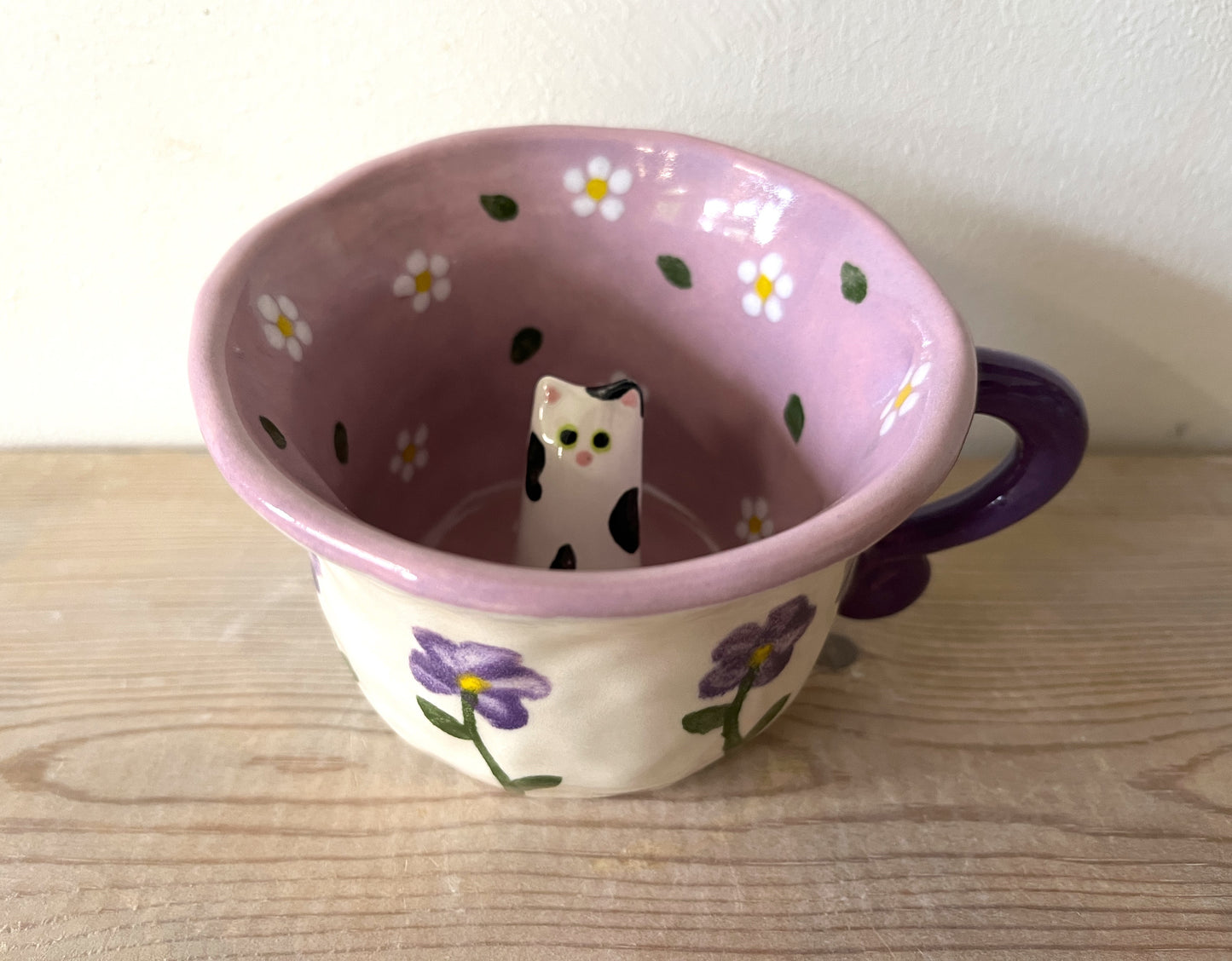 Millie's Pottery Purple Flower and Little Daisies with Peek-a-boo Black and White Cat Gift Set