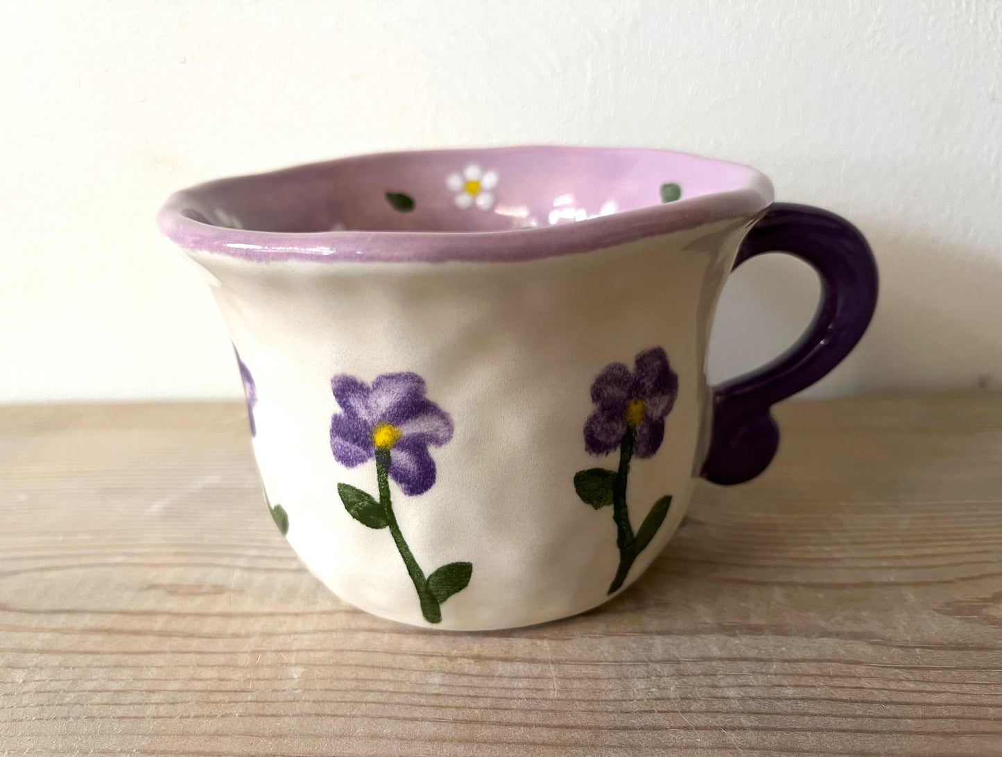 Millie's Pottery Purple Flower and Little Daisies with Peek-a-boo Black and White Cat Gift Set