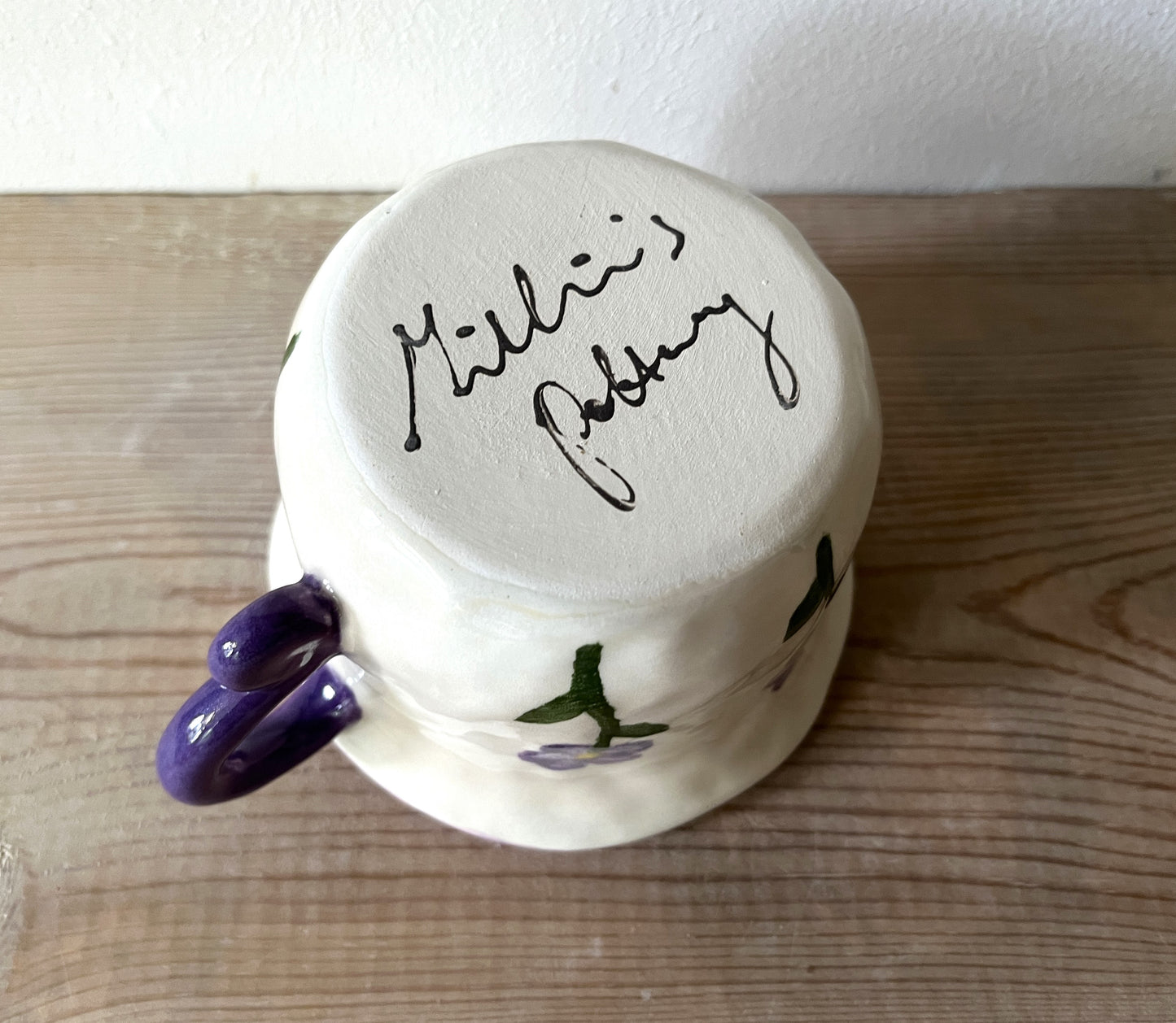 Millie's Pottery Purple Flower and Little Daisies with Peek-a-boo Black and White Cat Gift Set