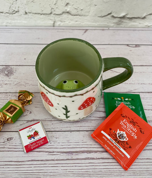 Millie's Pottery Large Toadstool and Vine Leaves Peek-a-boo Frog Mug Gift