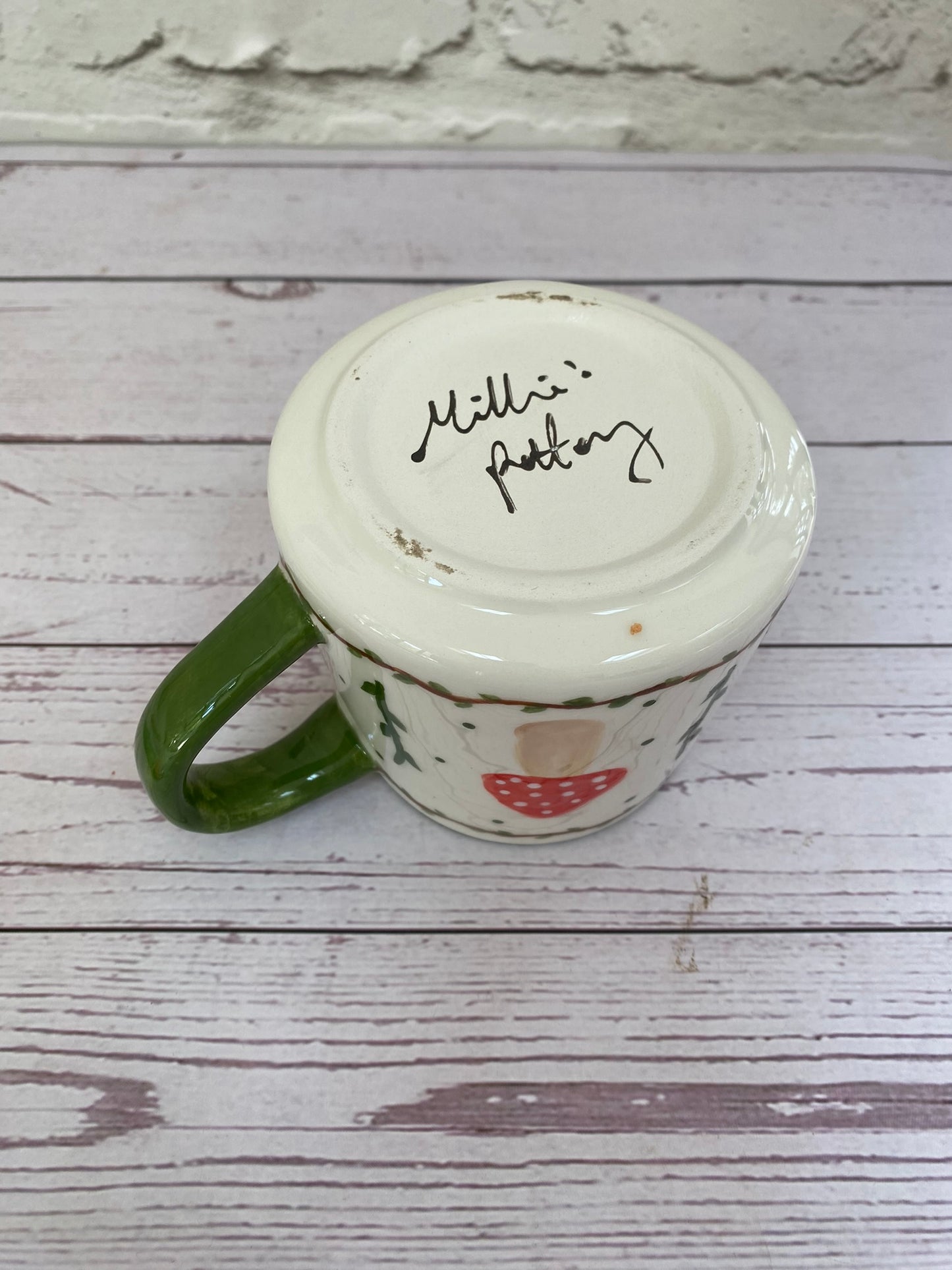 Millie's Pottery Large Toadstool and Vine Leaves Peek-a-boo Frog Mug Gift