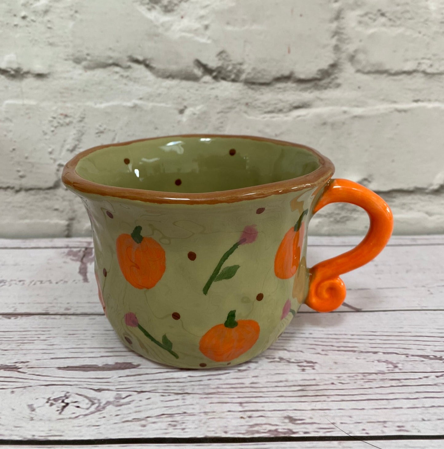 Millie's Pottery Pumpkins and Tulips with Peek-a-boo Toadstool Mug Gift Set