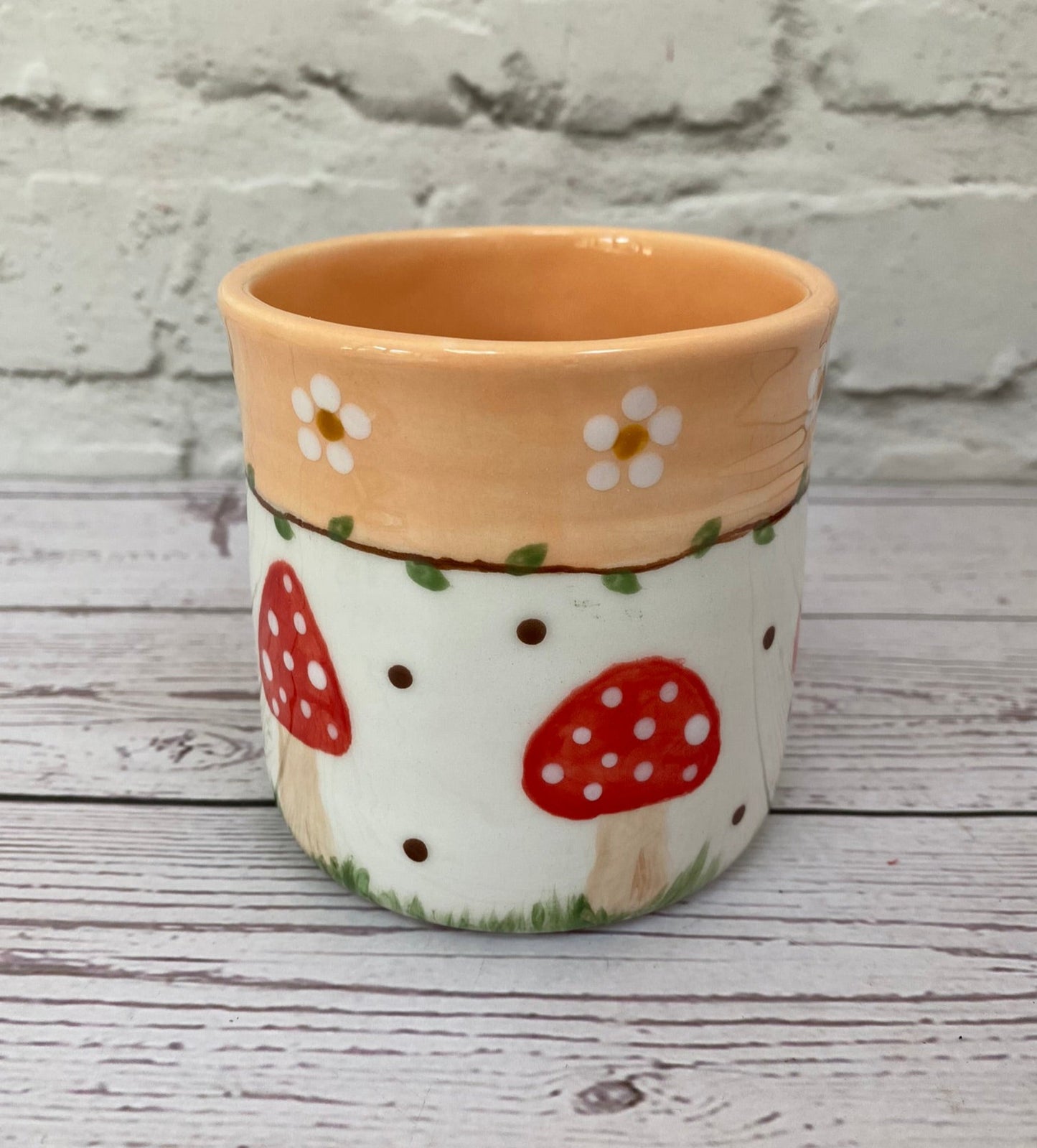 Millie's Pottery Large Cottage Folk Art Toadstool and Daisy Peek-a-boo Toadstool Mug Gift
