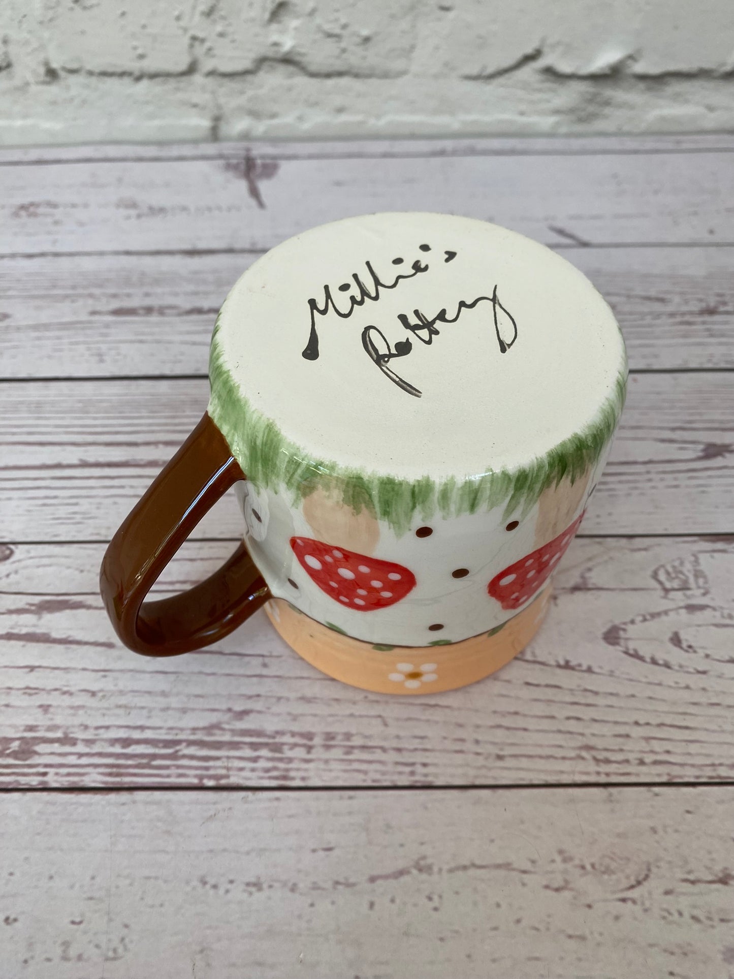 Millie's Pottery Large Cottage Folk Art Toadstool and Daisy Peek-a-boo Toadstool Mug Gift
