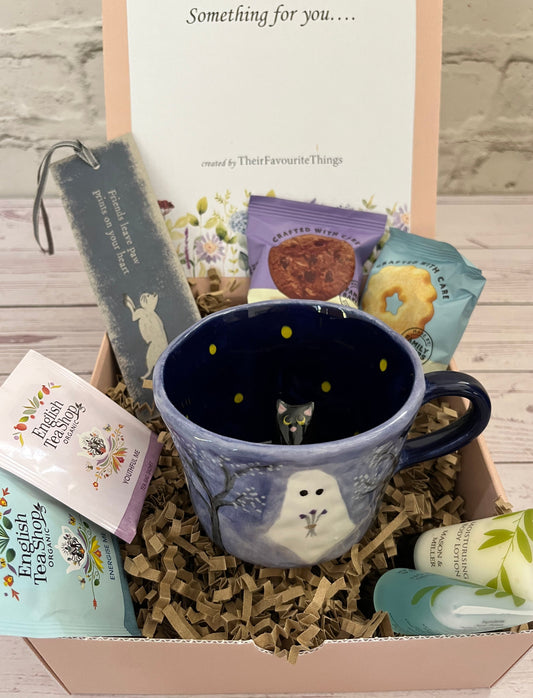 Millie's Pottery Midnight Blue White Ghosts with Flowers Peek-a-boo Black Cat Gift Set