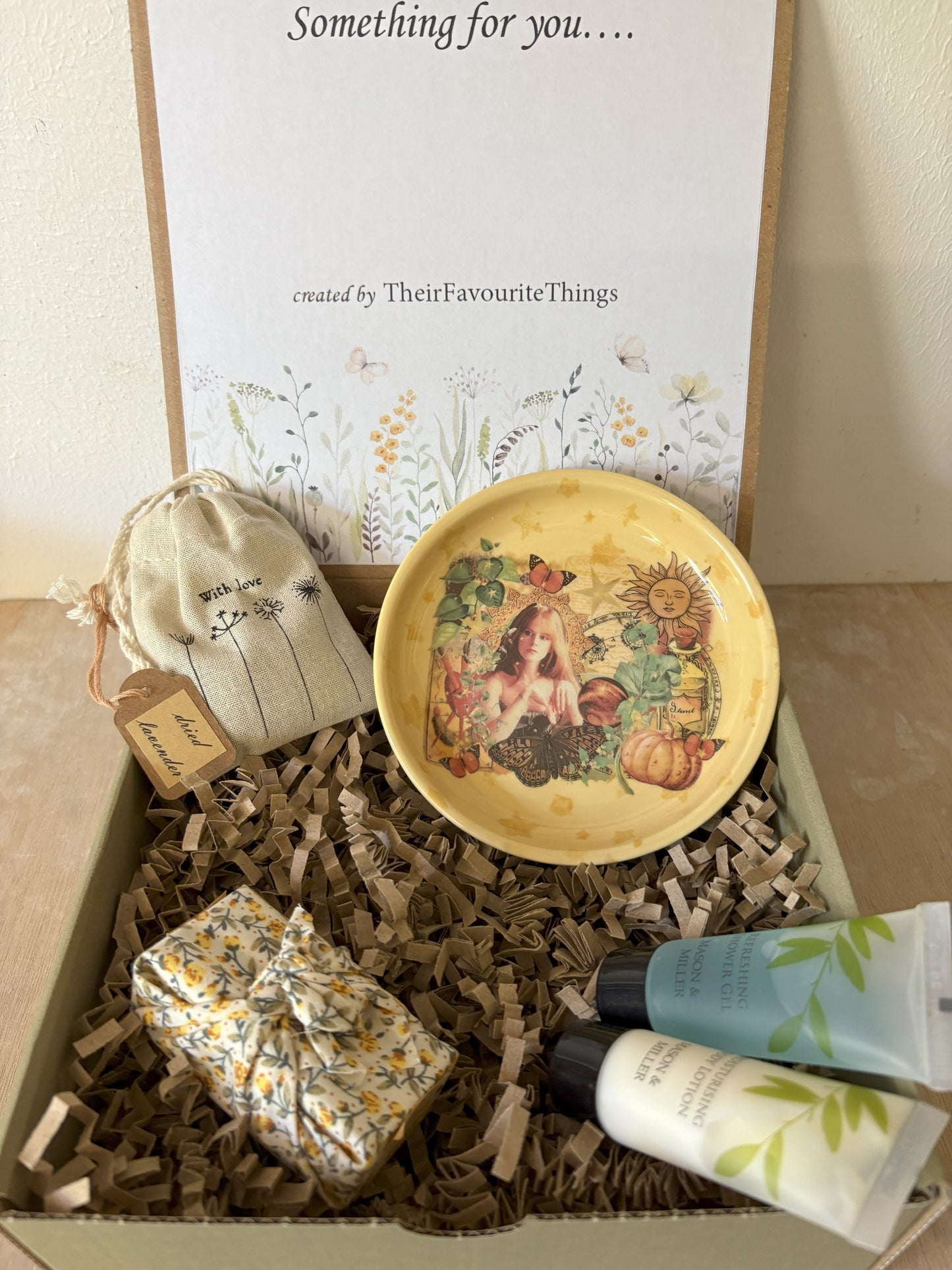 Millie's Pottery Practical Magic Gillian Trinket Dish Gift Set