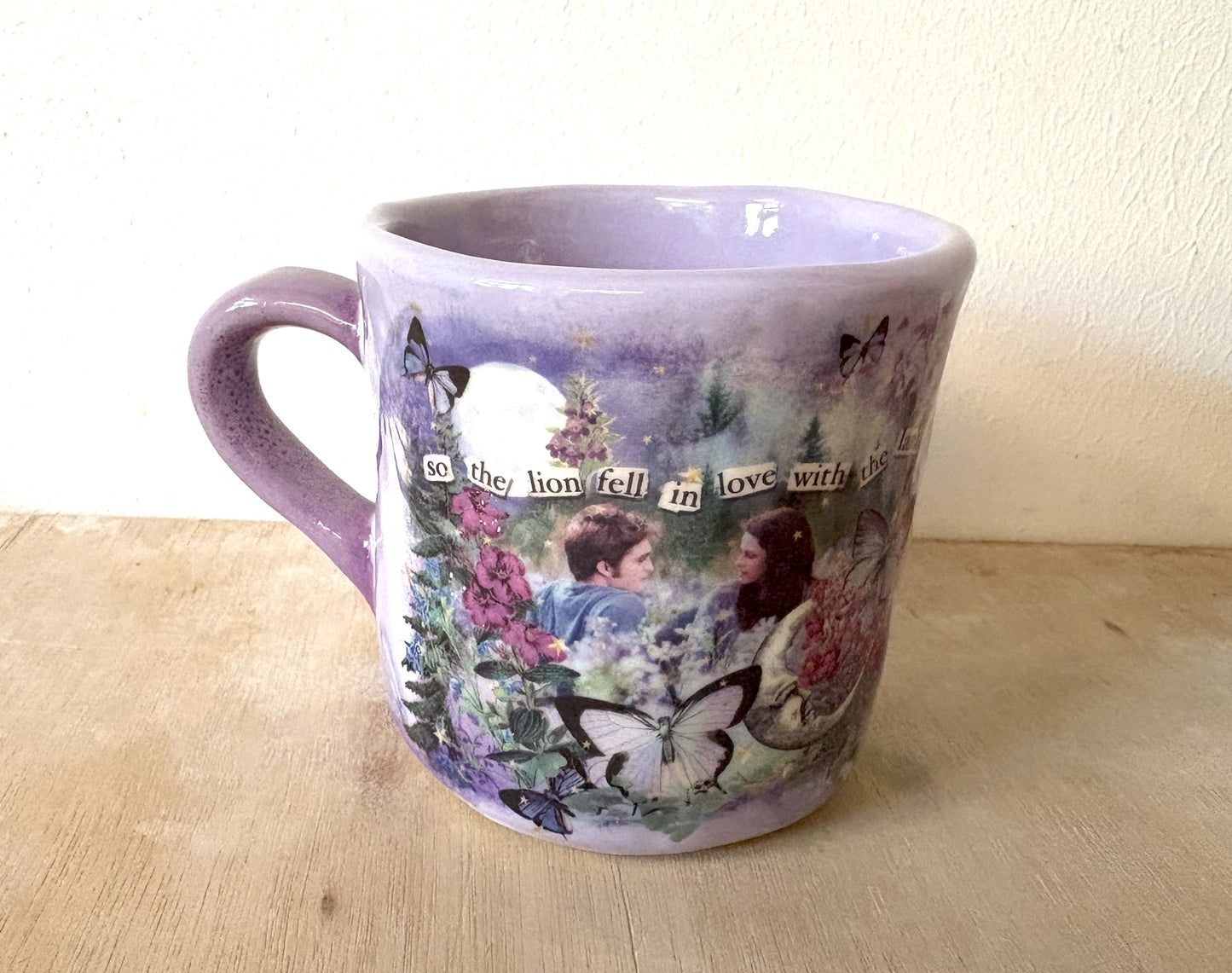 Millie's Pottery Twilight 'So the Lion Fell in Love with the Lamb' Small Mug