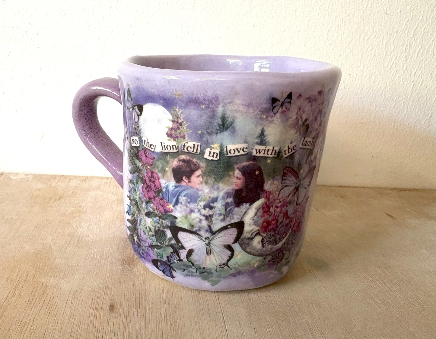 Millie's Pottery Twilight 'So the Lion Fell in Love with the Lamb' Small Mug
