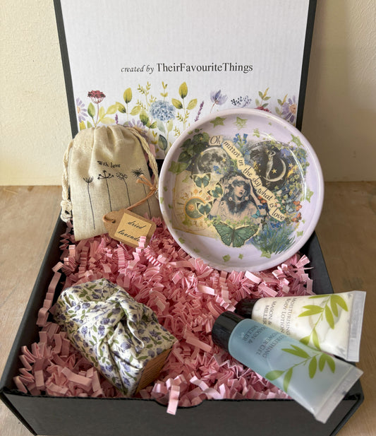 Millie's Pottery Stevie Nicks 'Oh Mirror in the Sky what is Love' Unique Trinket Dish Gift Set