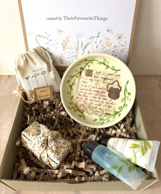 Millie's Pottery Frodo and Gandalf Lord of the Rings Trinket Dish Gift Set