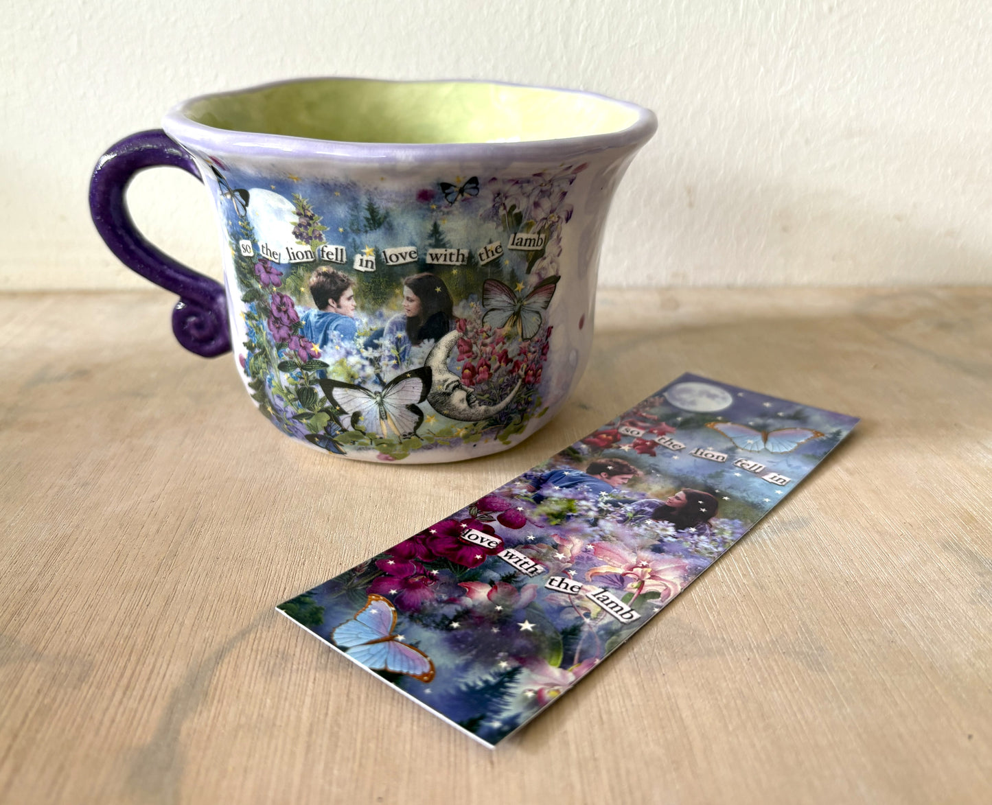 Millie's Pottery Twilight 'Lion and Lamb' Large Scroll Handle Mug Gift