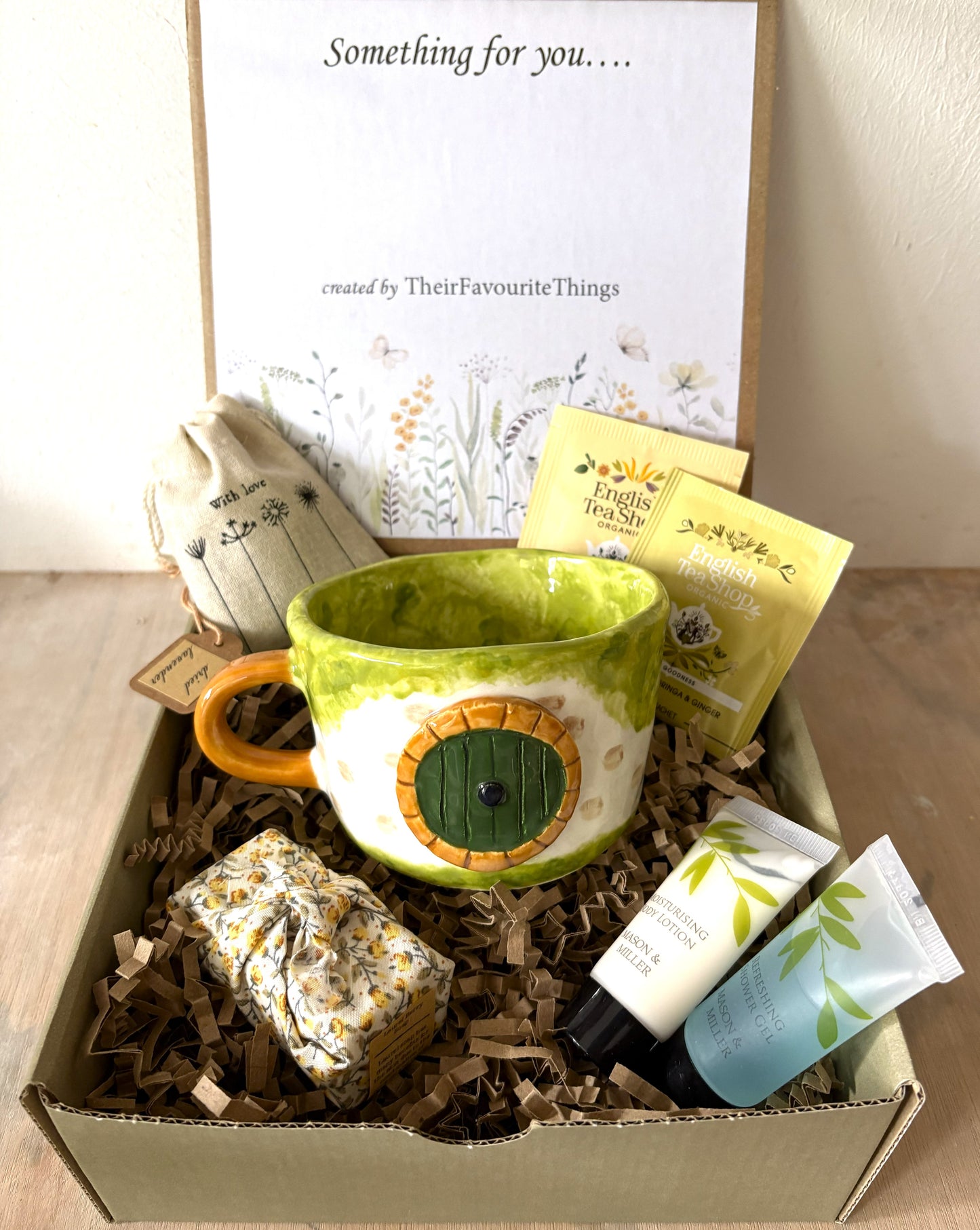 Millie's Pottery Hobbit Door Hand Made Mug Gift Set